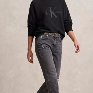 تيشيرت Calvin Klein Jeans حريمي أسود كم طويل بلوجو CK
