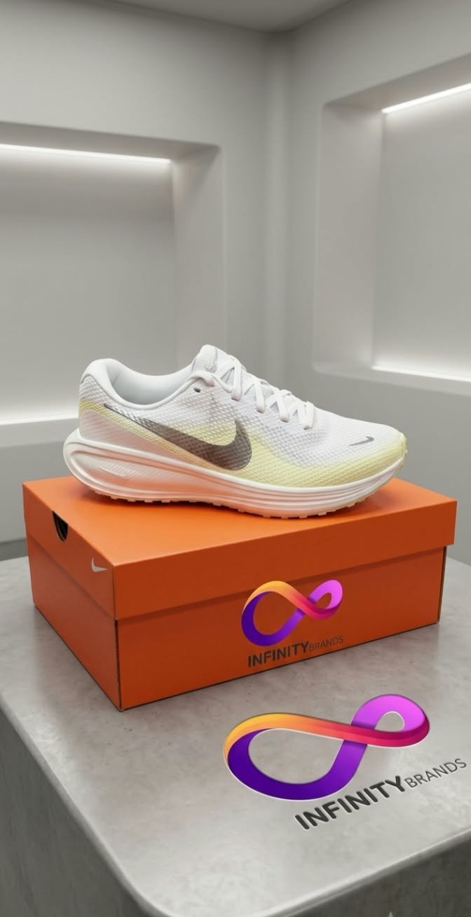 حذاء Nike أبيض حذاء Nike رياضي أبيض مقاس 39