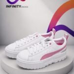 حذاء Puma حريمي أبيض بلمسات بينك بنعل عالي مقاس 38